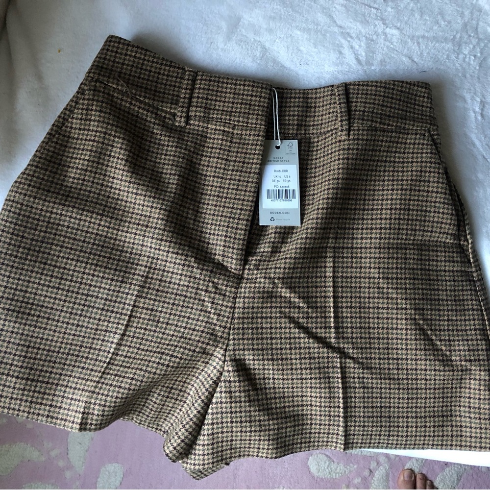 Boden wool houndstooth shorts